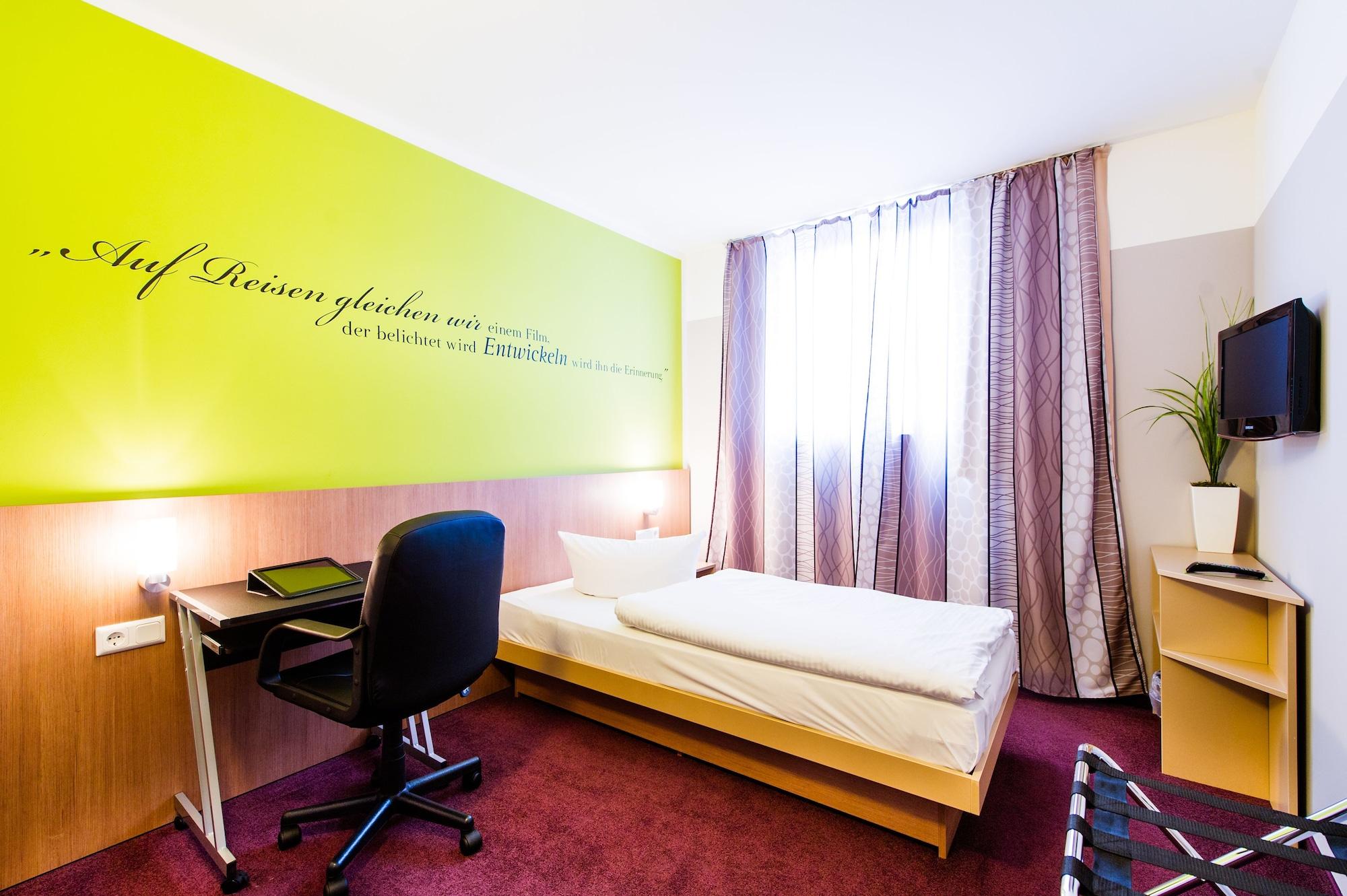 Hotel Mainstation Frankfurt am Main Exteriör bild