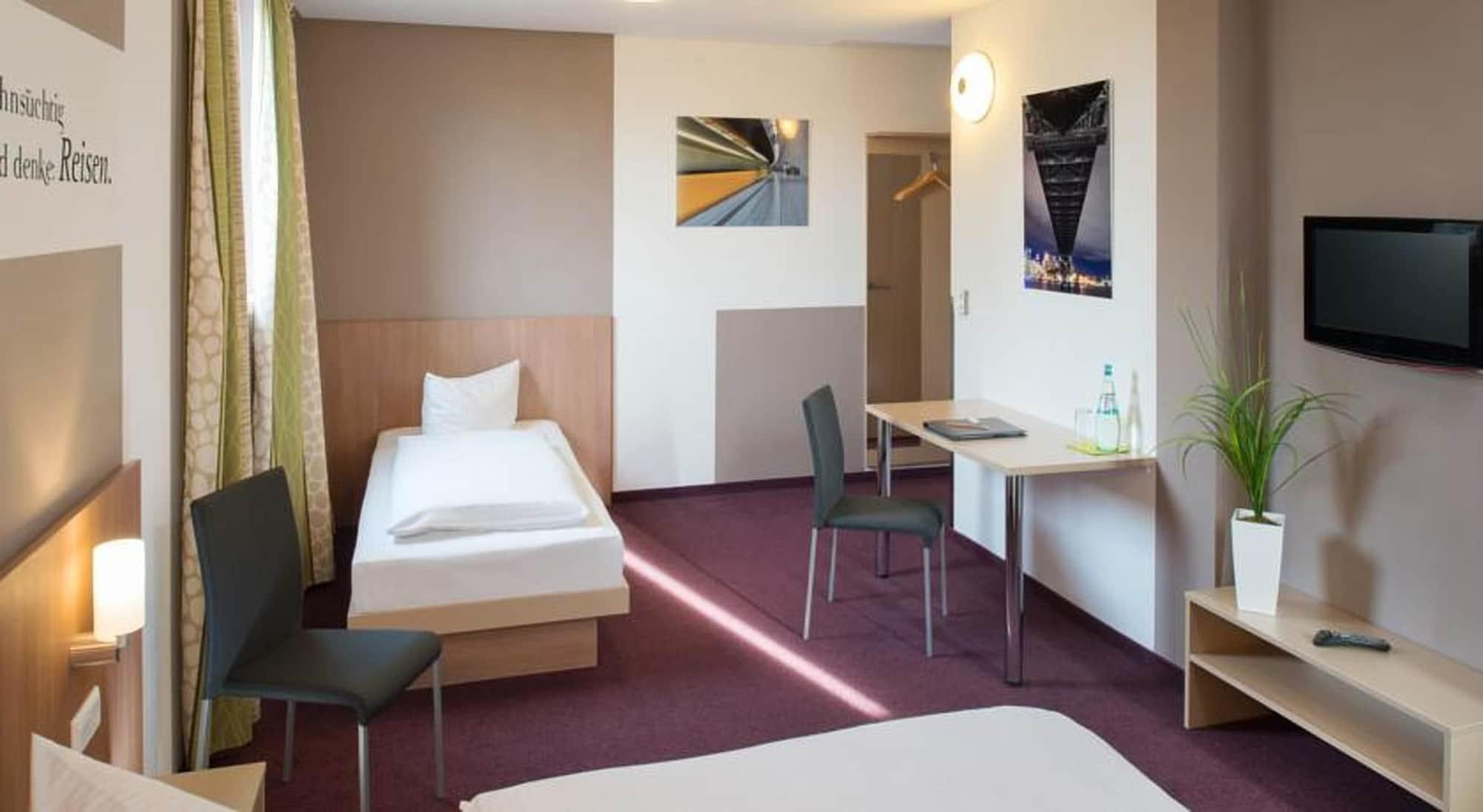 Hotel Mainstation Frankfurt am Main Exteriör bild